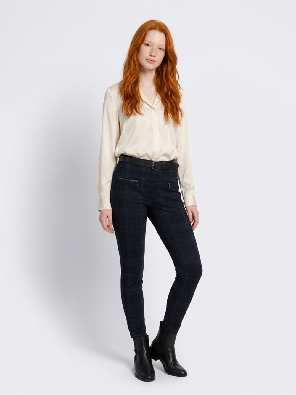 Suzy Shier Navy Plaid Skinny Jeans